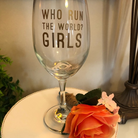 Custom Wine Glass. Beyonce Song Lyrics. - Picture 1 of 4